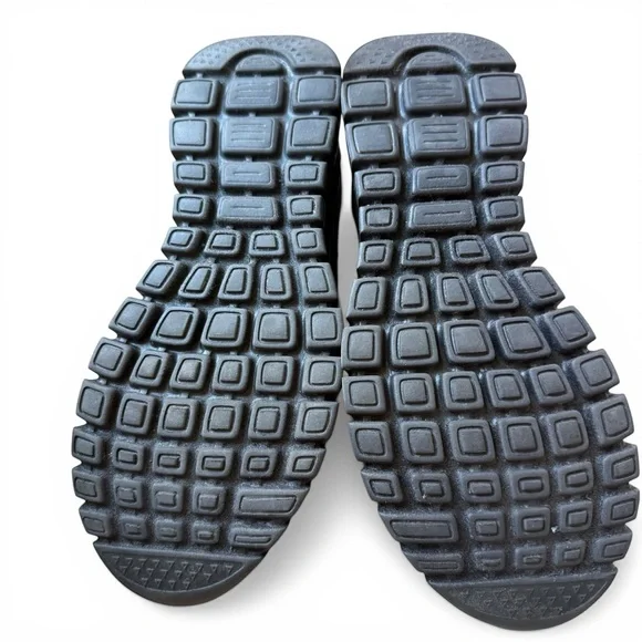 Skechers Black Stretch Fit Slip-On Low Top Comfort Support Sneakers Sz. 8.5 - Picture 8 of 12